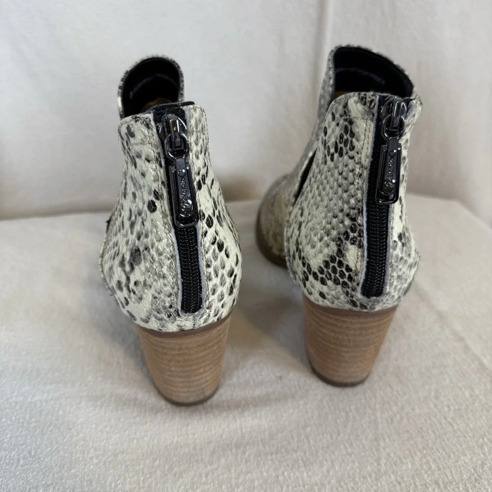 Blondo Waterproof Booties‎ B6689 236 Size 8.5M Cream Black Mock Snakeskin